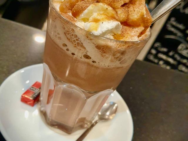Brasserie & By Debourg Traiteur 