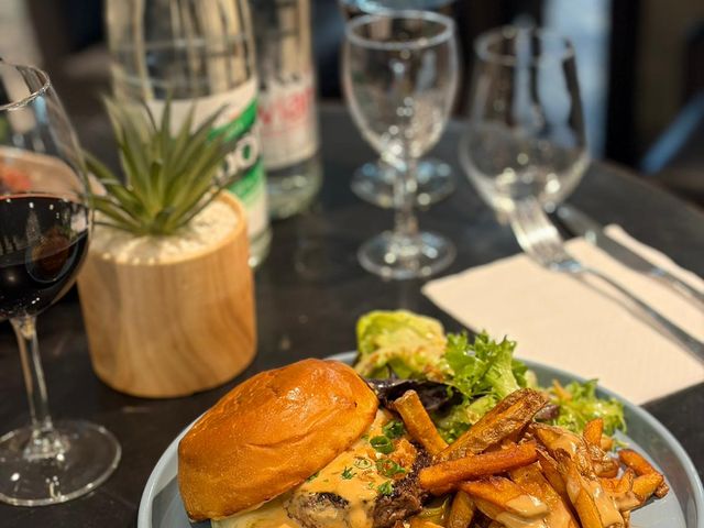 Brasserie & By Debourg Traiteur 